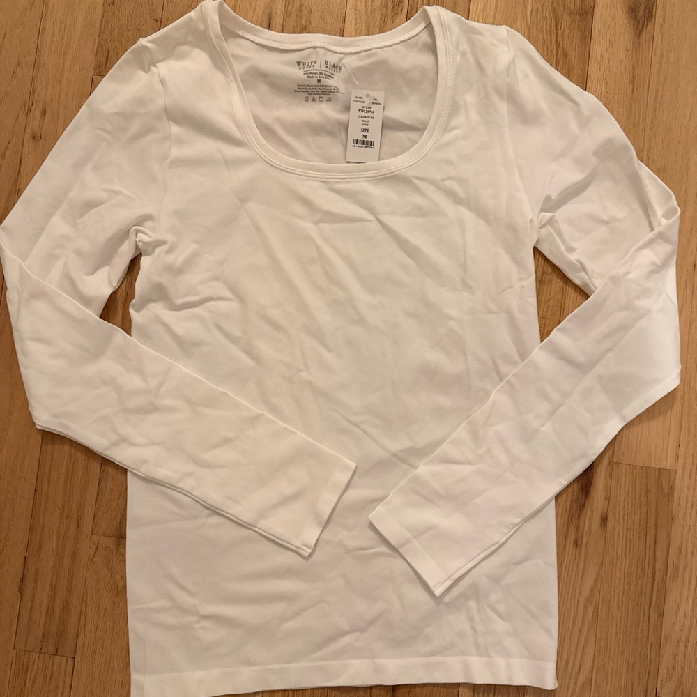 WHBM Seamless Jacquard Scoop Neck Tee - Picture 2 of 3